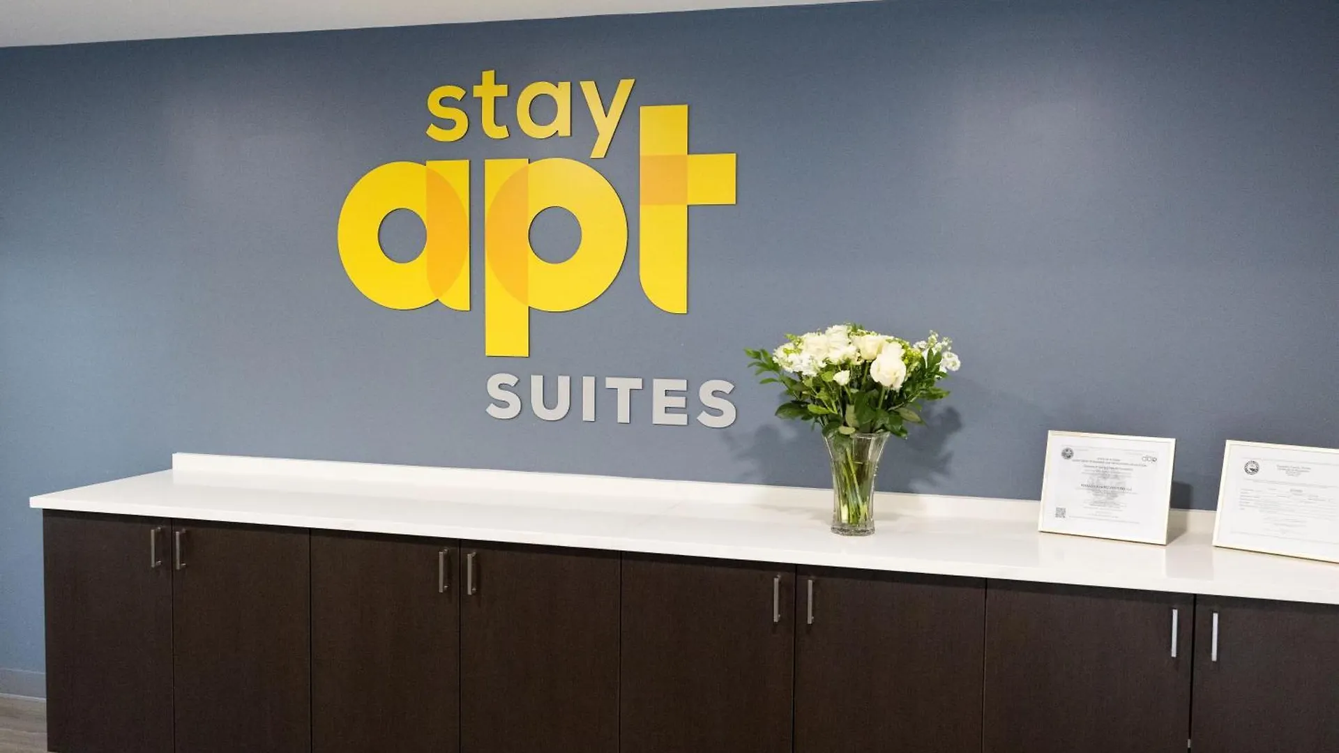 Stayapt Suites Charlotte North Huntersville 3*,  United States