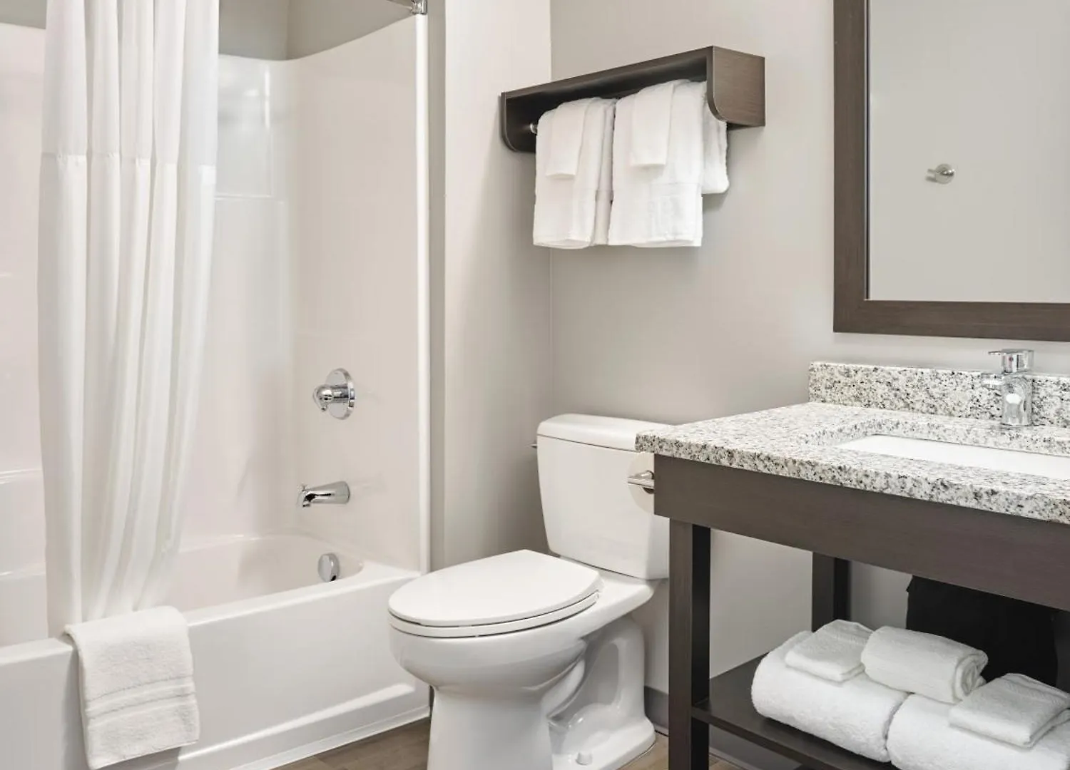 *** Hotel Stayapt Suites Charlotte North Huntersville Stany Zjednoczone Ameryki